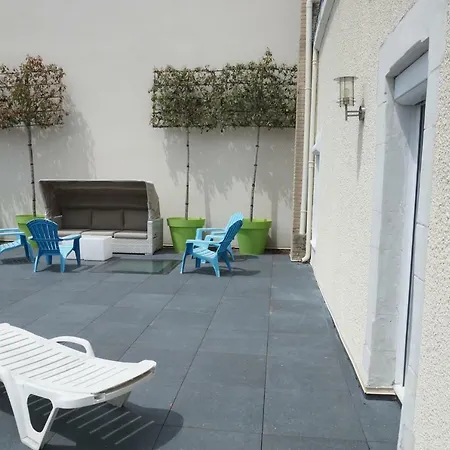 Homestay Privatise Avec Terrasse Dans Maison De Charme Angevine *